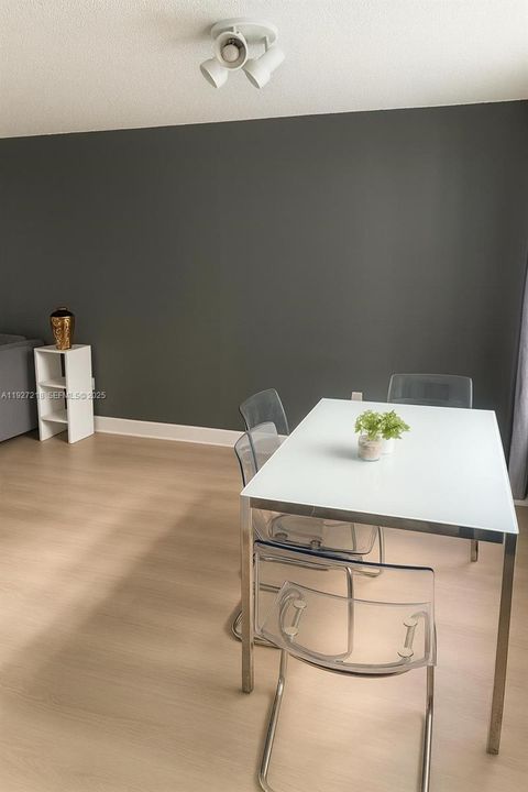 En Renta: $2,200 (1 camas, 1 baños, 694 Pies cuadrados)