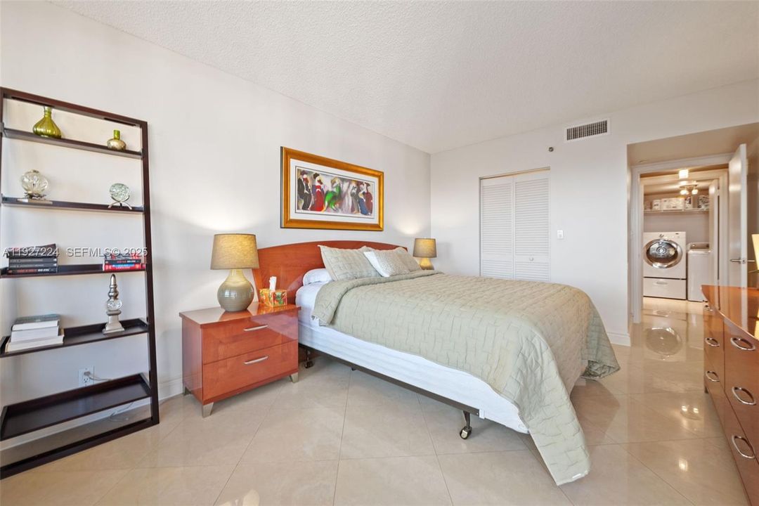 На продажу: $509,000 (2 спален, 2 ванн, 1460 Квадратных фут)