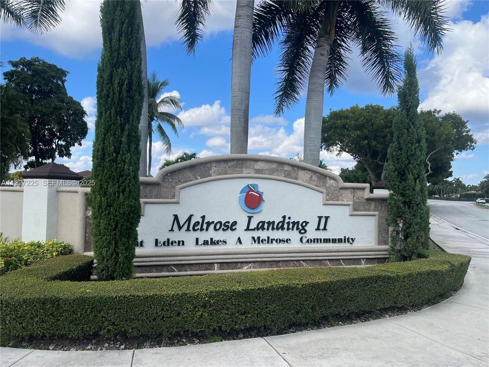 На продажу: $825,950 (4 спален, 2 ванн, 0 Квадратных фут)