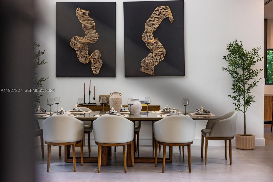 For Sale: $3,800,000 (4 beds, 4 baths, 3918 Square Feet)