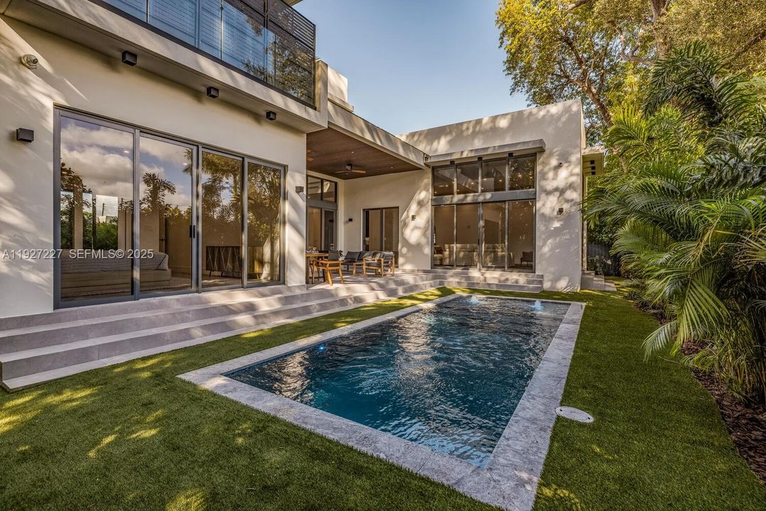 For Sale: $3,800,000 (4 beds, 4 baths, 3918 Square Feet)