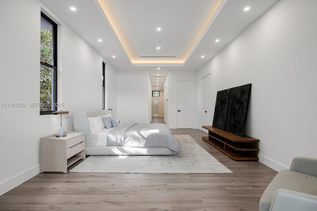 For Sale: $3,800,000 (4 beds, 4 baths, 3918 Square Feet)