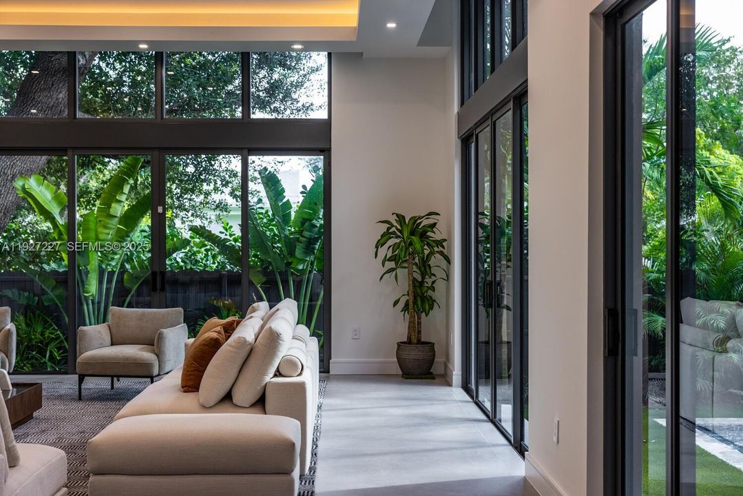 For Sale: $3,800,000 (4 beds, 4 baths, 3918 Square Feet)