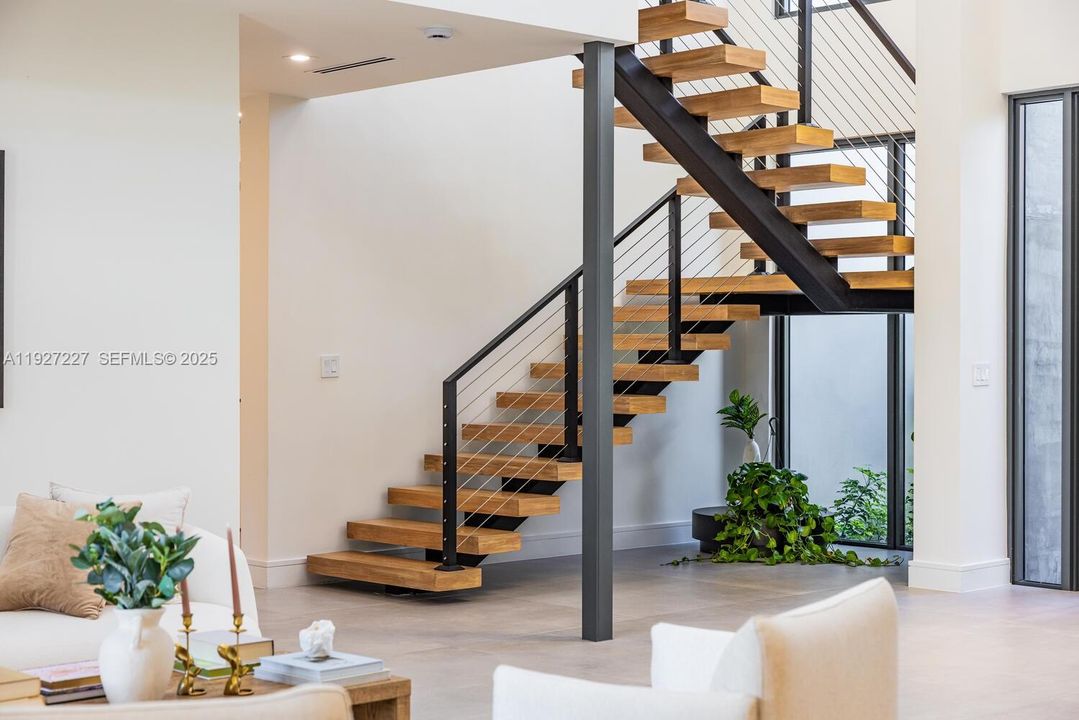 For Sale: $3,800,000 (4 beds, 4 baths, 3918 Square Feet)