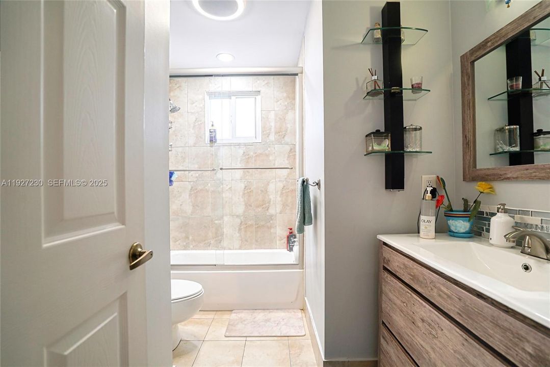 For Sale: $680,000 (4 beds, 2 baths, 1847 Square Feet)