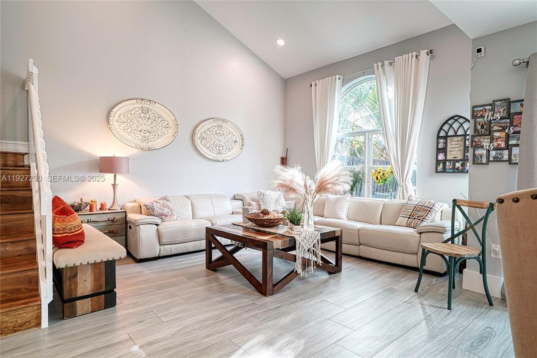 For Sale: $680,000 (4 beds, 2 baths, 1847 Square Feet)