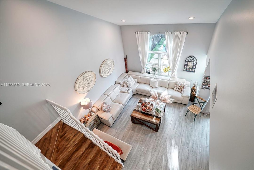 For Sale: $680,000 (4 beds, 2 baths, 1847 Square Feet)