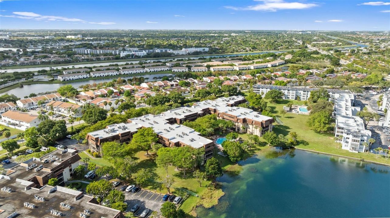 For Sale: $225,000 (2 beds, 2 baths, 1197 Square Feet)