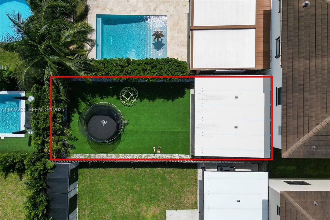 В аренду: $3,100 (3 спален, 2 ванн, 1772 Квадратных фут)