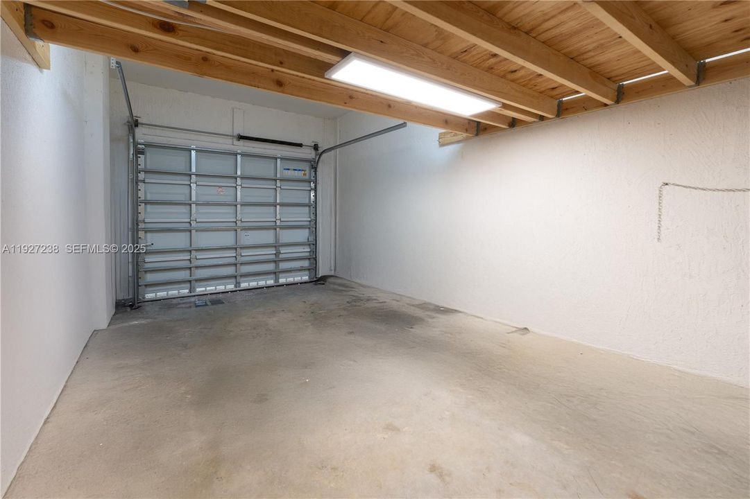 В аренду: $3,100 (3 спален, 2 ванн, 1772 Квадратных фут)