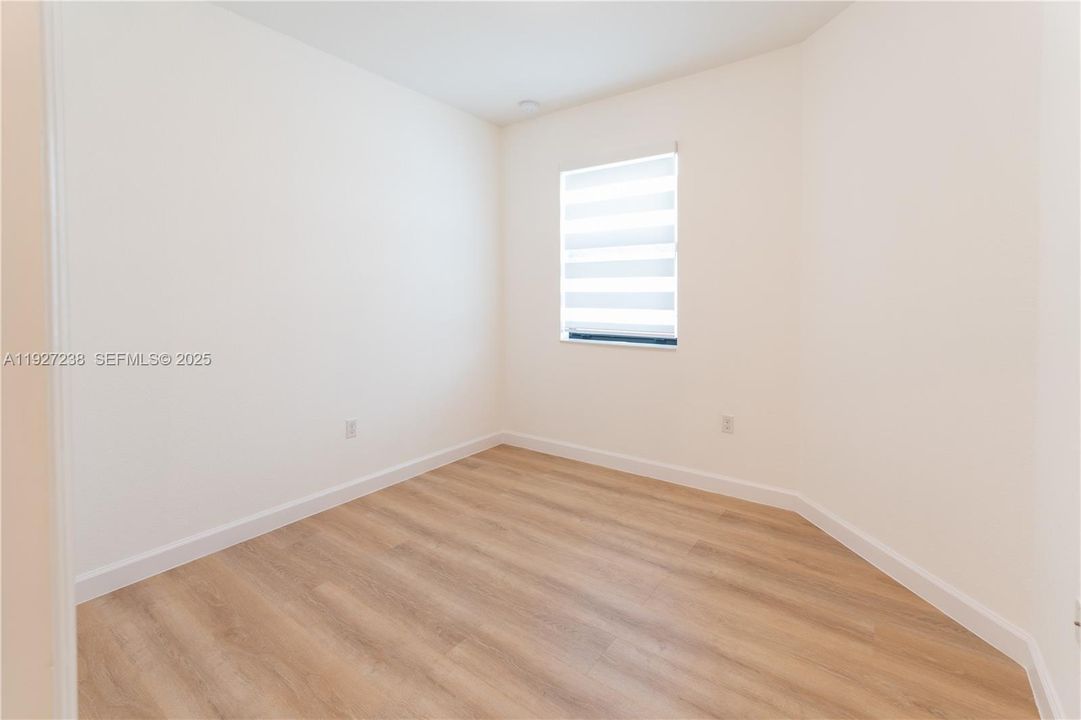 В аренду: $3,100 (3 спален, 2 ванн, 1772 Квадратных фут)