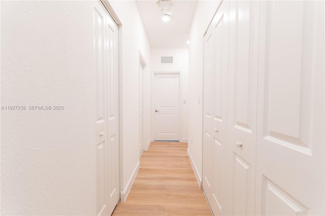 В аренду: $3,100 (3 спален, 2 ванн, 1772 Квадратных фут)