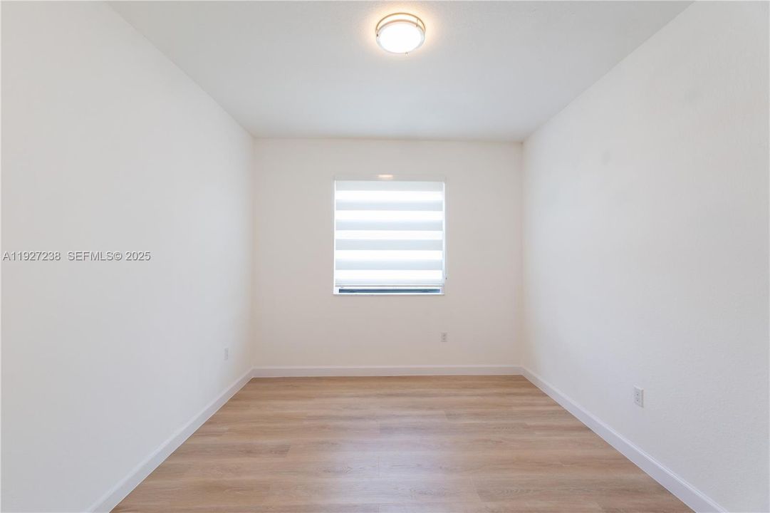 В аренду: $3,100 (3 спален, 2 ванн, 1772 Квадратных фут)