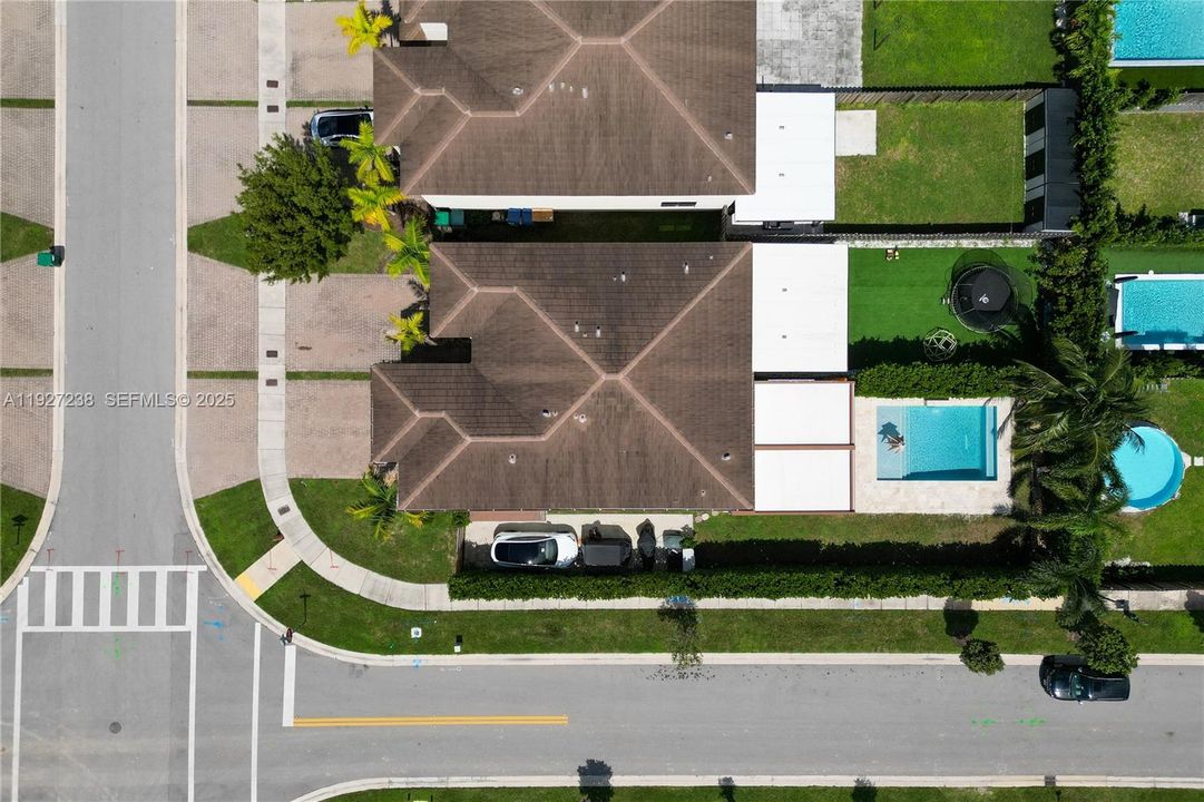 В аренду: $3,100 (3 спален, 2 ванн, 1772 Квадратных фут)