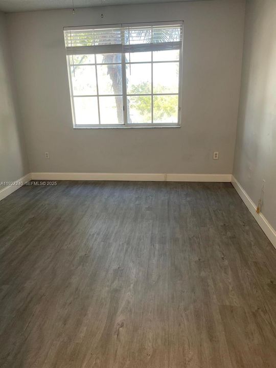 En Renta: $2,400 (2 camas, 2 baños, 977 Pies cuadrados)