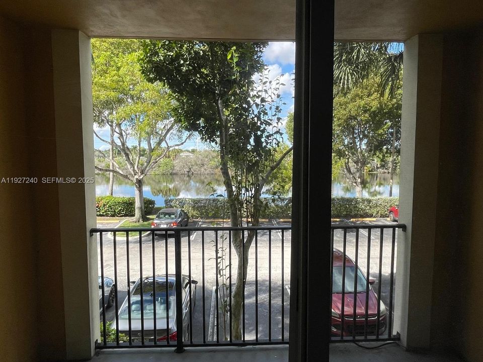 En Renta: $2,400 (2 camas, 2 baños, 977 Pies cuadrados)