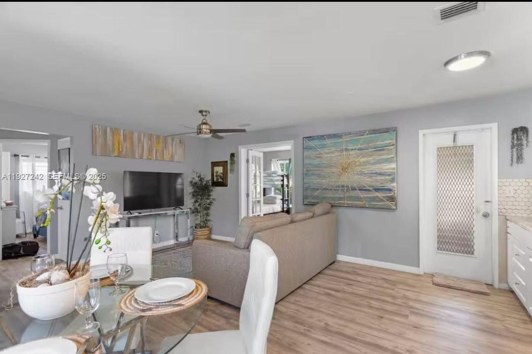 En Renta: $5,500 (4 camas, 3 baños, 1616 Pies cuadrados)