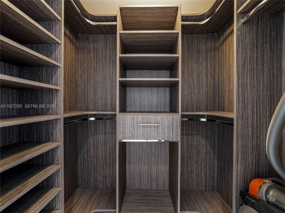 В аренду: $2,850 (1 спален, 1 ванн, 769 Квадратных фут)