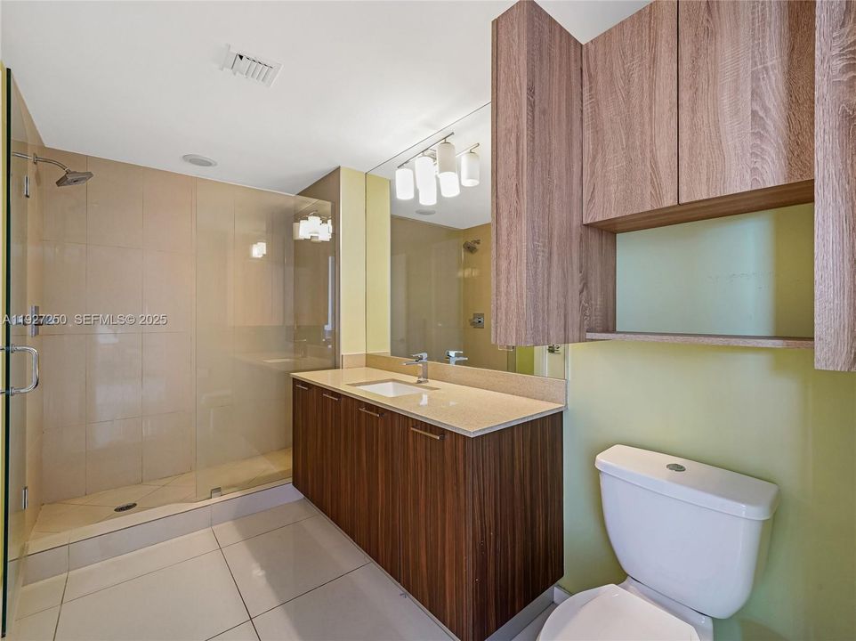 В аренду: $2,850 (1 спален, 1 ванн, 769 Квадратных фут)