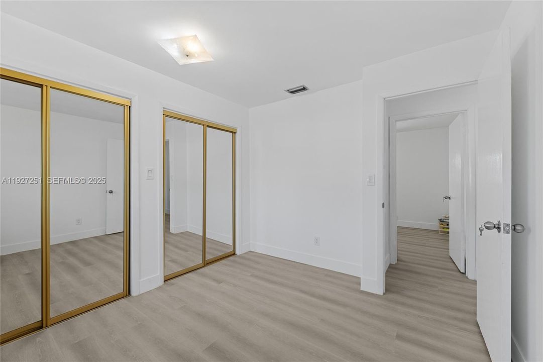 待售: $850,000 (4 贝兹, 3 浴室, 2118 平方英尺)