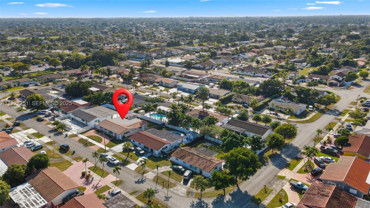 待售: $850,000 (4 贝兹, 3 浴室, 2118 平方英尺)