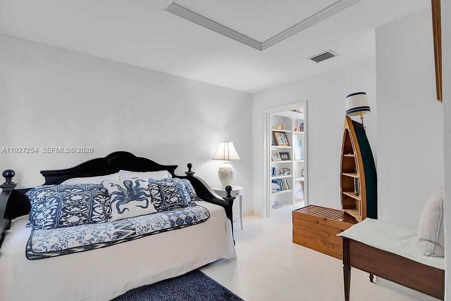 待售: $5,600,000 (4 贝兹, 4 浴室, 0 平方英尺)