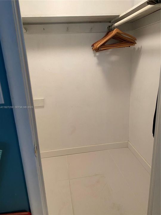 En Venta: $240,000 (2 camas, 2 baños, 1092 Pies cuadrados)