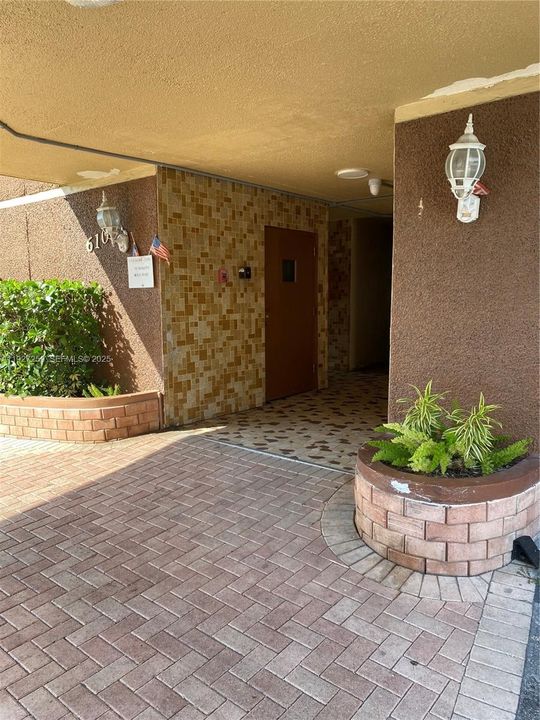 En Venta: $240,000 (2 camas, 2 baños, 1092 Pies cuadrados)