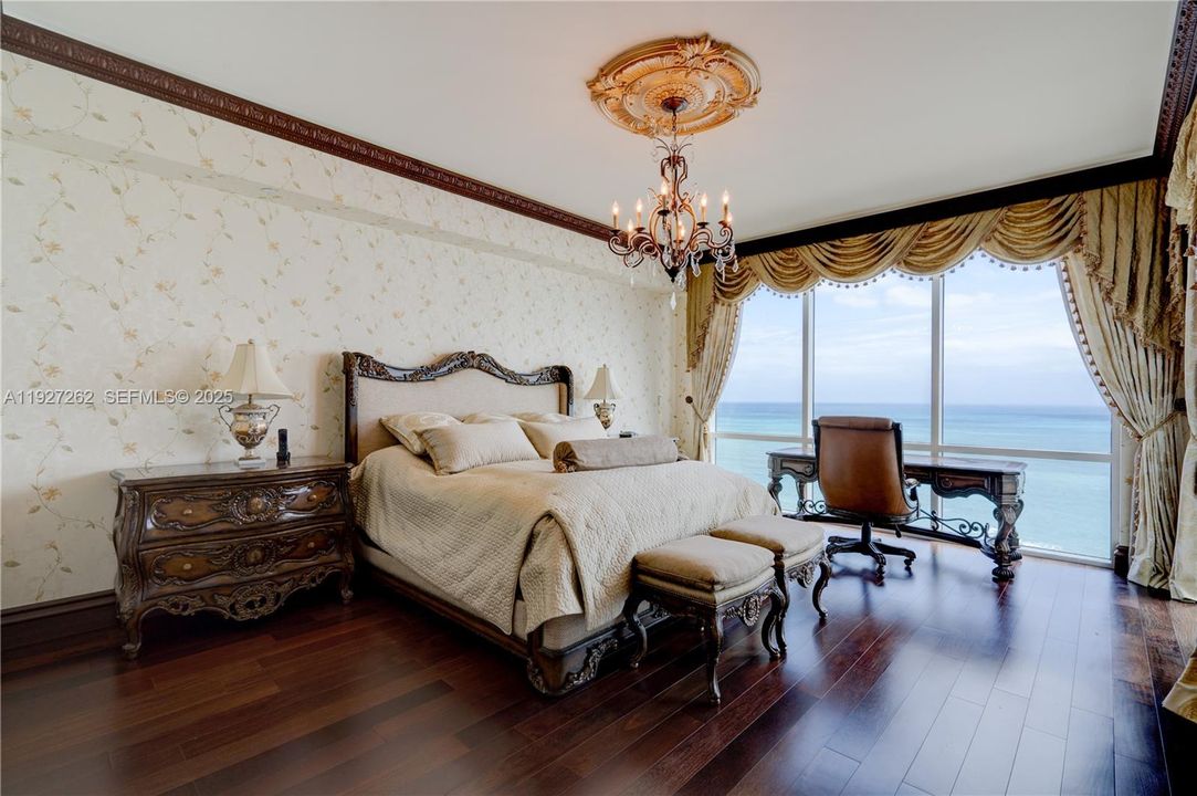 На продажу: $4,200,000 (4 спален, 6 ванн, 3735 Квадратных фут)