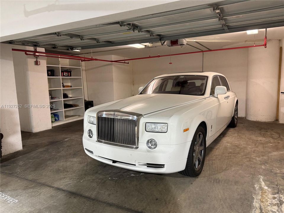 For Sale: $4,200,000 (3 beds, 4 baths, 3735 Square Feet)