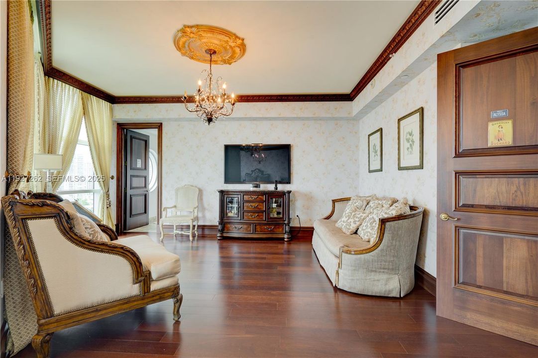 На продажу: $4,200,000 (4 спален, 6 ванн, 3735 Квадратных фут)