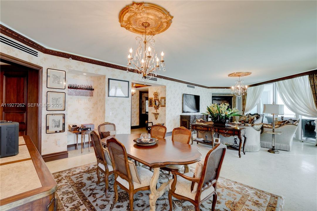 На продажу: $4,200,000 (4 спален, 6 ванн, 3735 Квадратных фут)