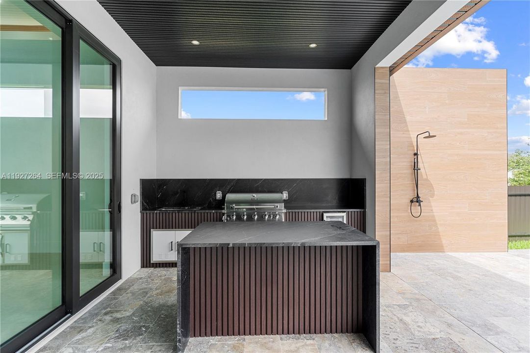 For Sale: $1,150,000 (4 beds, 3 baths, 2400 Square Feet)