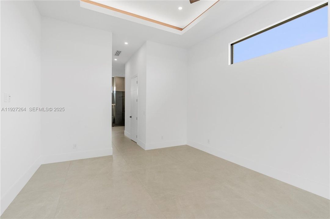 For Sale: $1,150,000 (4 beds, 3 baths, 2400 Square Feet)