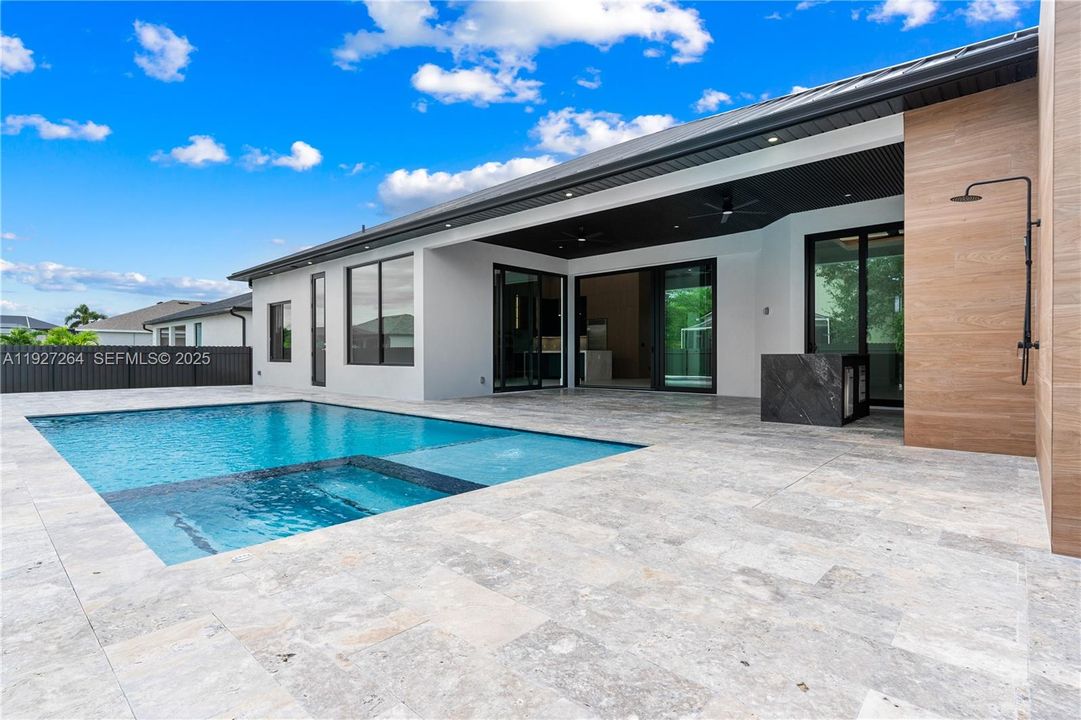 For Sale: $1,150,000 (4 beds, 3 baths, 2400 Square Feet)