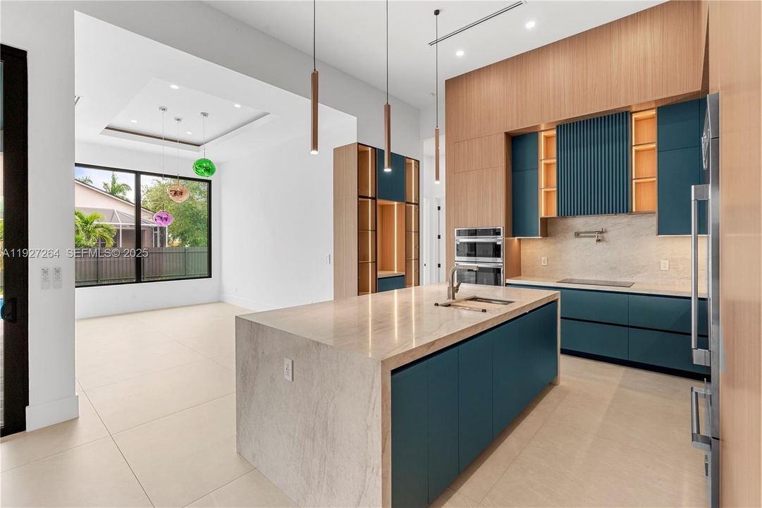 For Sale: $1,150,000 (4 beds, 3 baths, 2400 Square Feet)