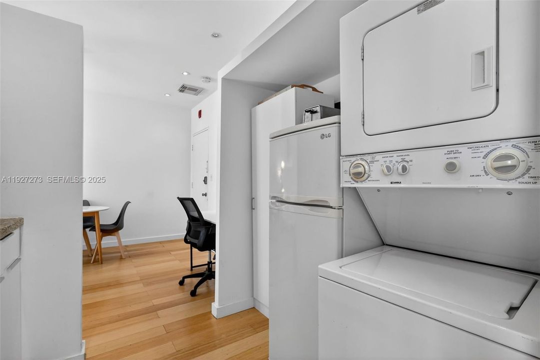 In Unit Washer & Dryer