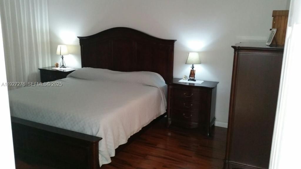 For Rent: $4,100 (3 beds, 2 baths, 1524 Square Feet)