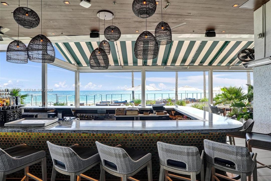 En Venta: $6,499,000 (3 camas, 4 baños, 3301 Pies cuadrados)