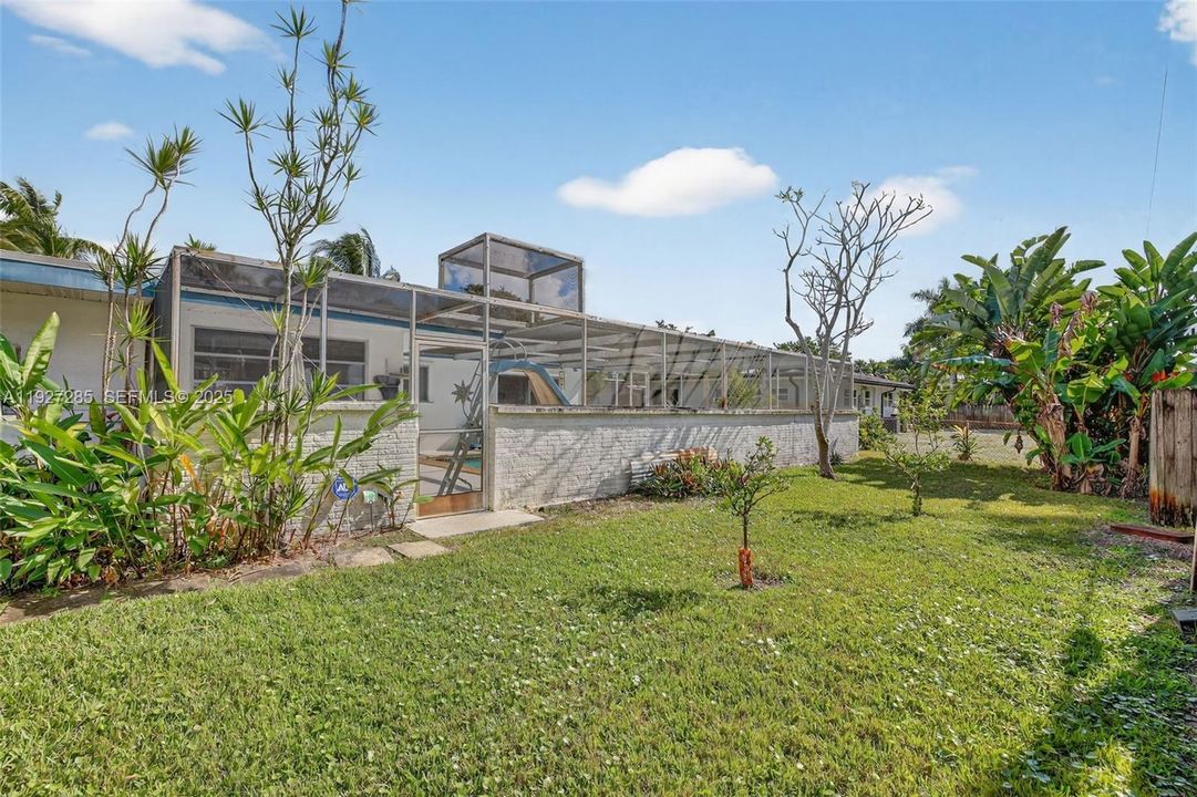 待售: $649,000 (4 贝兹, 2 浴室, 2520 平方英尺)