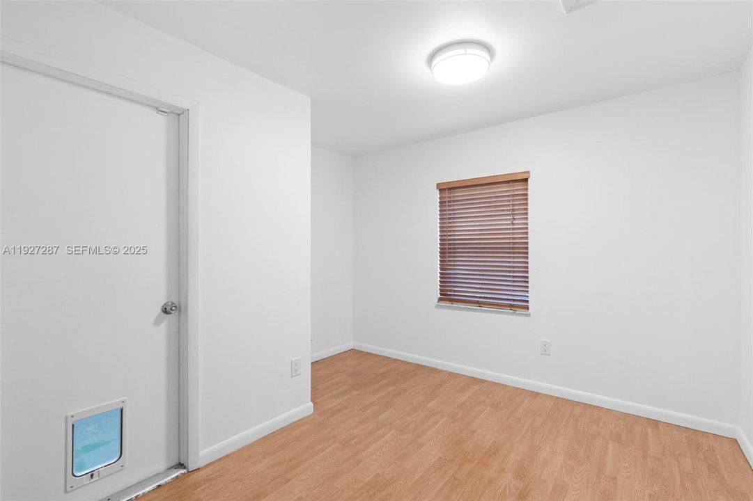 En Renta: $3,750 (3 camas, 2 baños, 1919 Pies cuadrados)