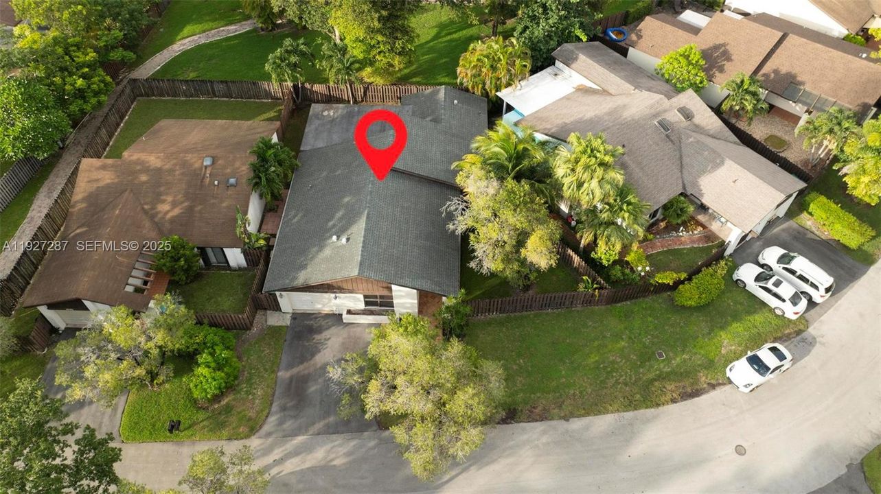 En Renta: $3,750 (3 camas, 2 baños, 1919 Pies cuadrados)