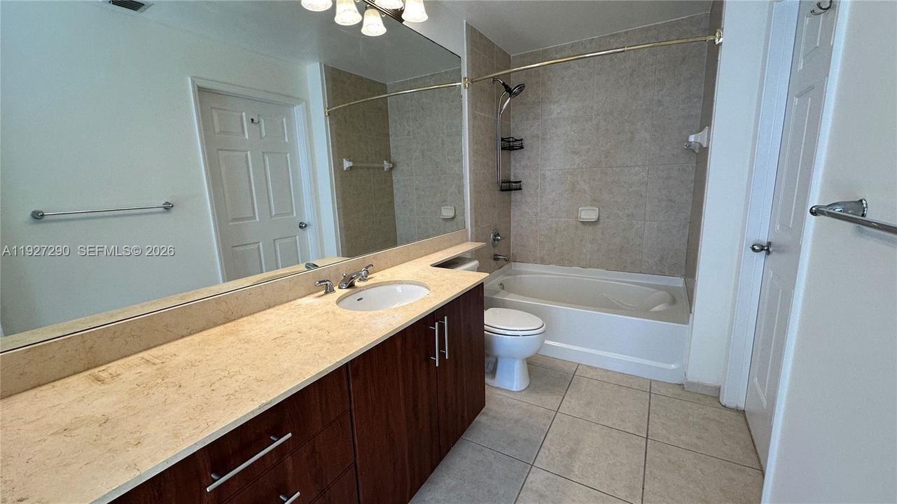 En Venta: $229,000 (1 camas, 1 baños, 756 Pies cuadrados)