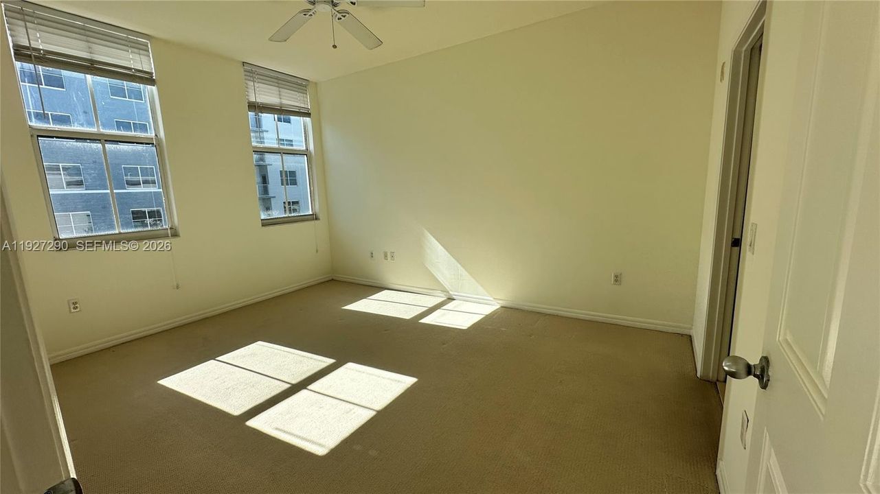 En Venta: $229,000 (1 camas, 1 baños, 756 Pies cuadrados)