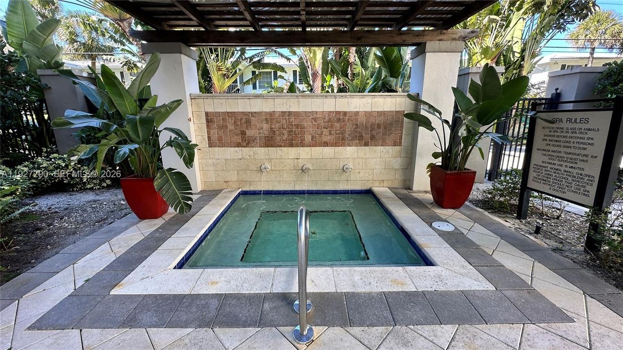 En Venta: $229,000 (1 camas, 1 baños, 756 Pies cuadrados)