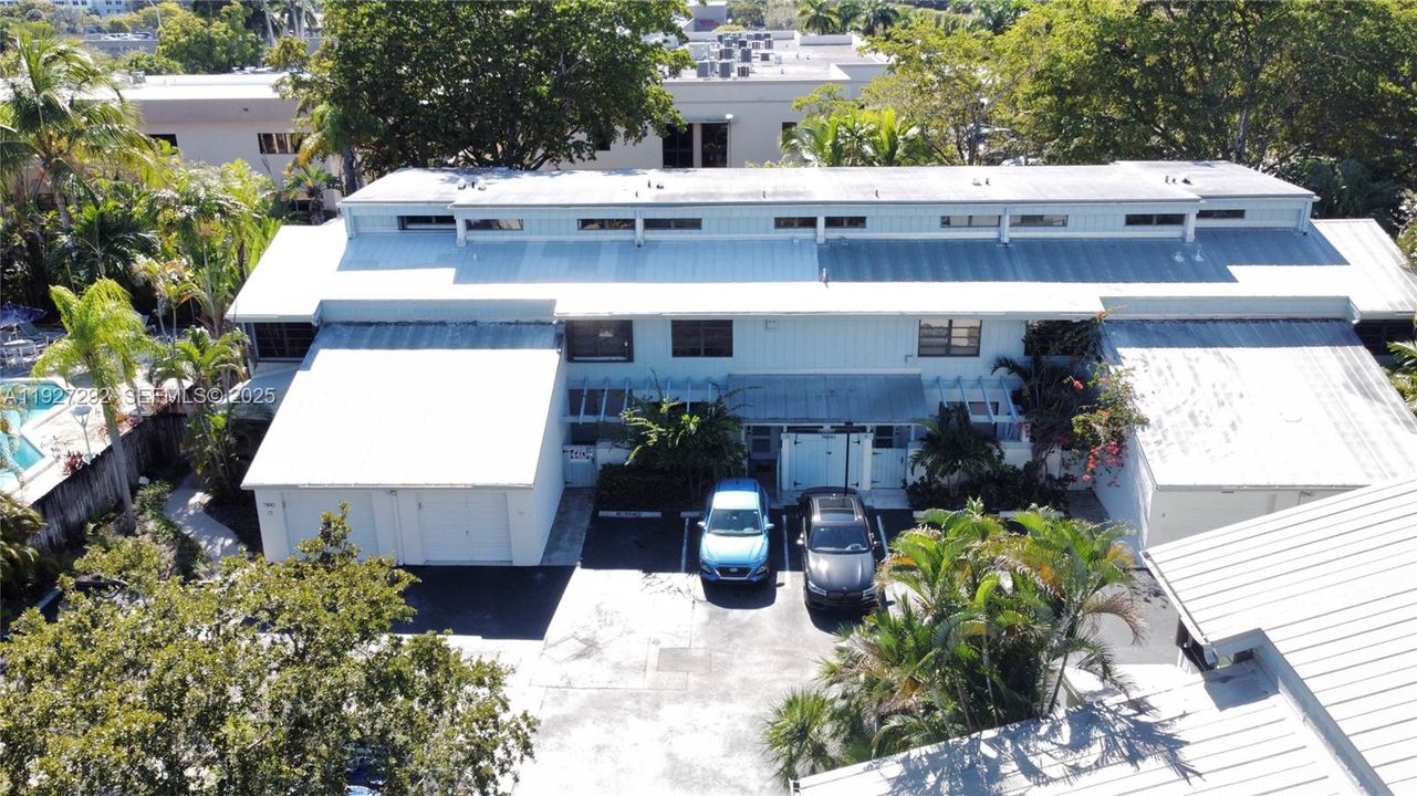 For Sale: $625,000 (2 beds, 2 baths, 1430 Square Feet)