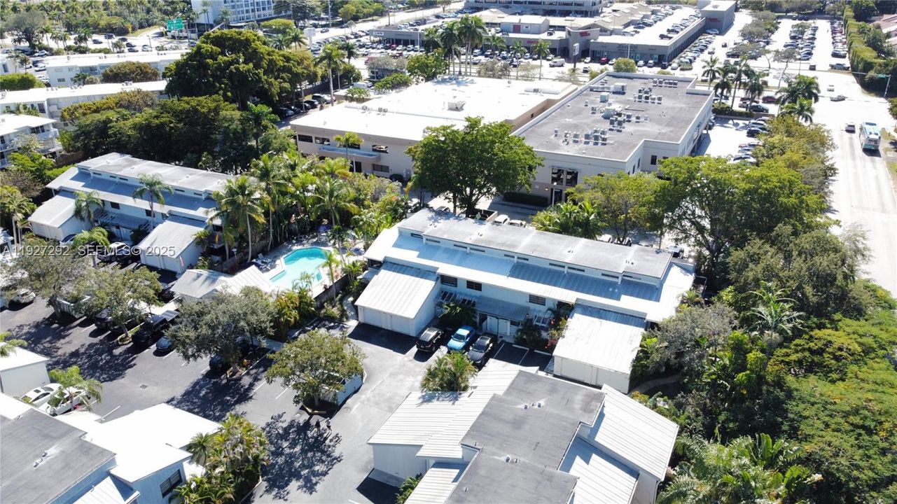 For Sale: $625,000 (2 beds, 2 baths, 1430 Square Feet)