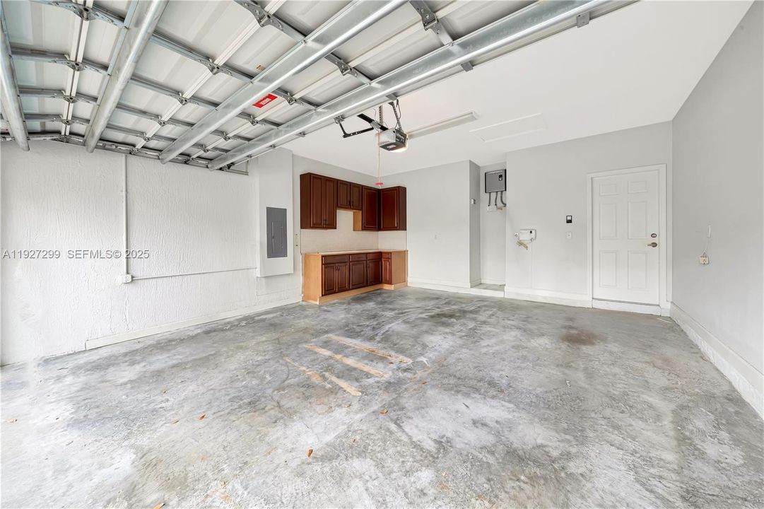 В аренду: $4,000 (3 спален, 3 ванн, 1844 Квадратных фут)