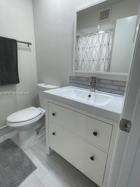 В аренду: $2,975 (2 спален, 2 ванн, 1000 Квадратных фут)