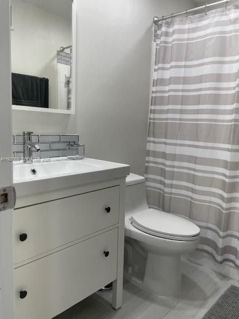 В аренду: $2,975 (2 спален, 2 ванн, 1000 Квадратных фут)